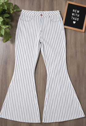 Judy Blue Pinstripe White/Blue Flare