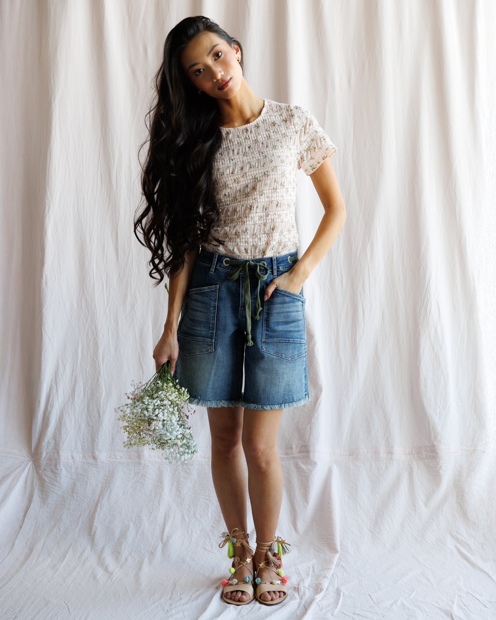 Modest Dressing in 2026 — A Practical Guide Beyond Religious Lines — Curated Sense Journal