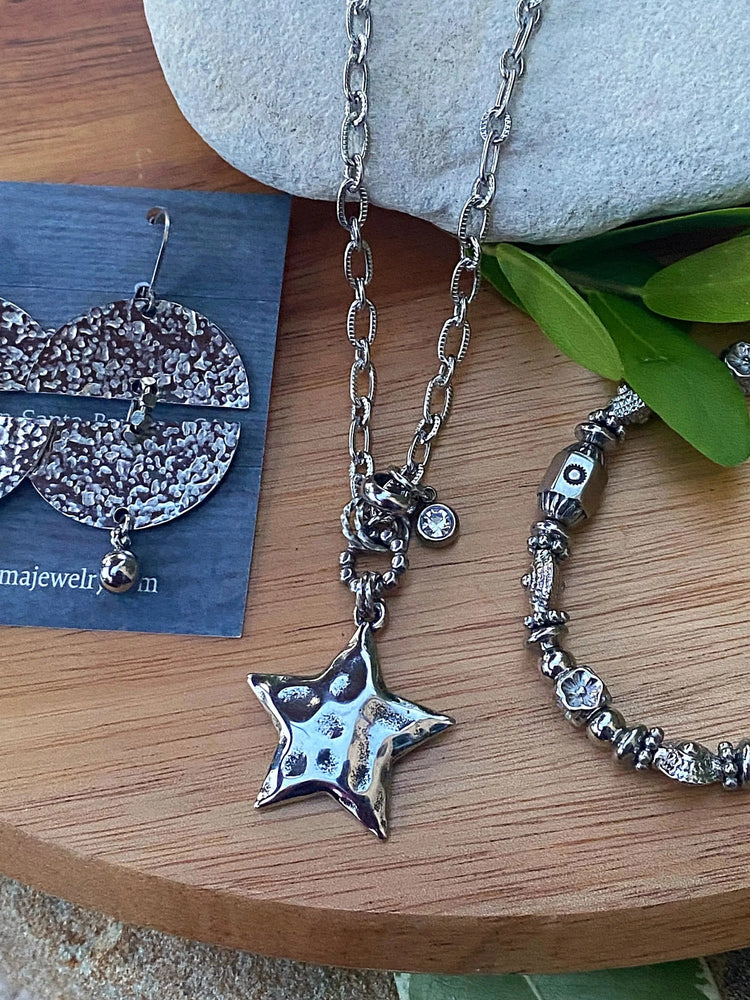 Stainless Steel vs Sterling Silver vs Gold Fill: A Jewelry Metals Buyer's Guide — Curated Sense Journal