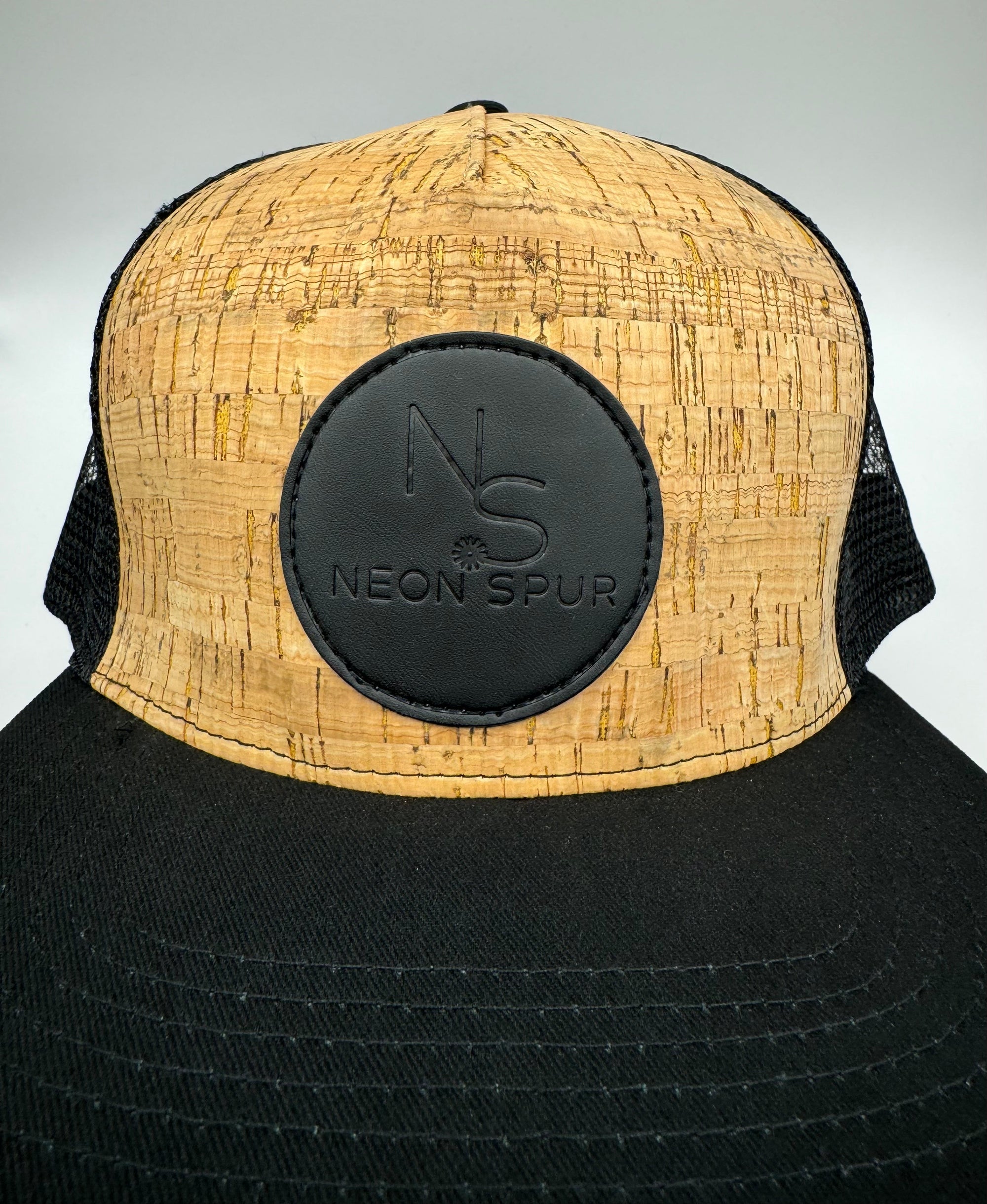 Cowgirl Trucker Hats: A 2026 Guide to Country-Festival & Concert Headwear