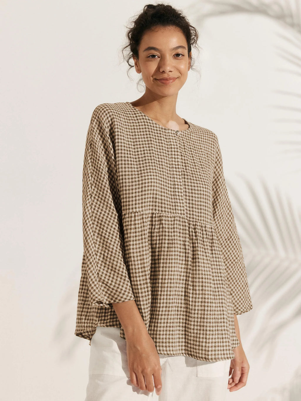 LINTICO Linen Checked Long-Sleeved Top CAROLINE — fabric or material detail