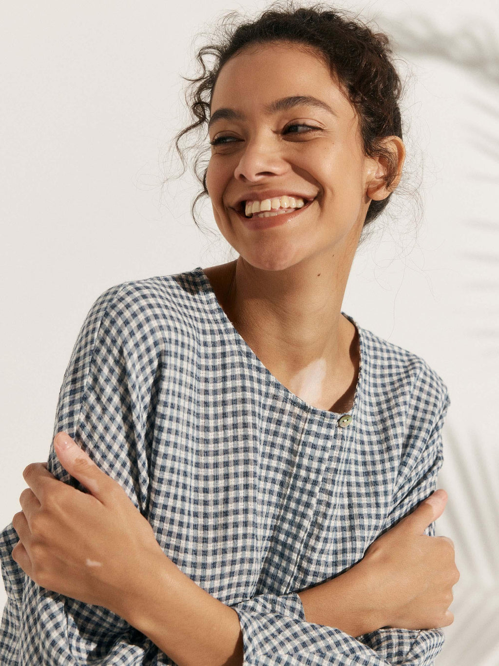 LINTICO Linen Checked Long-Sleeved Top CAROLINE — product on model