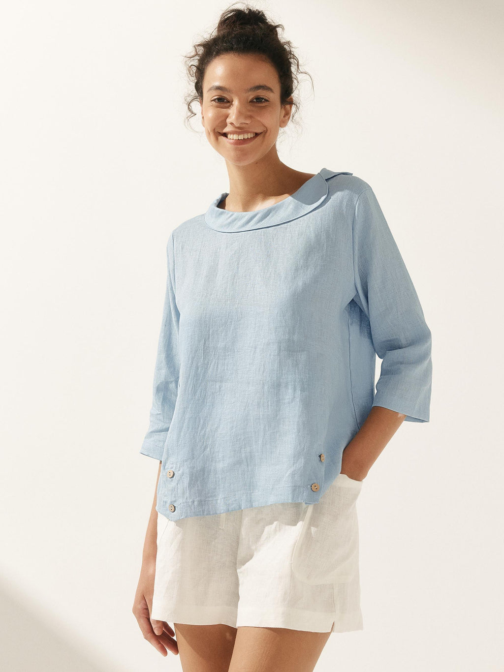 LINTICO Linen Round Soft-Fold Collar Top LAURA — main product shot