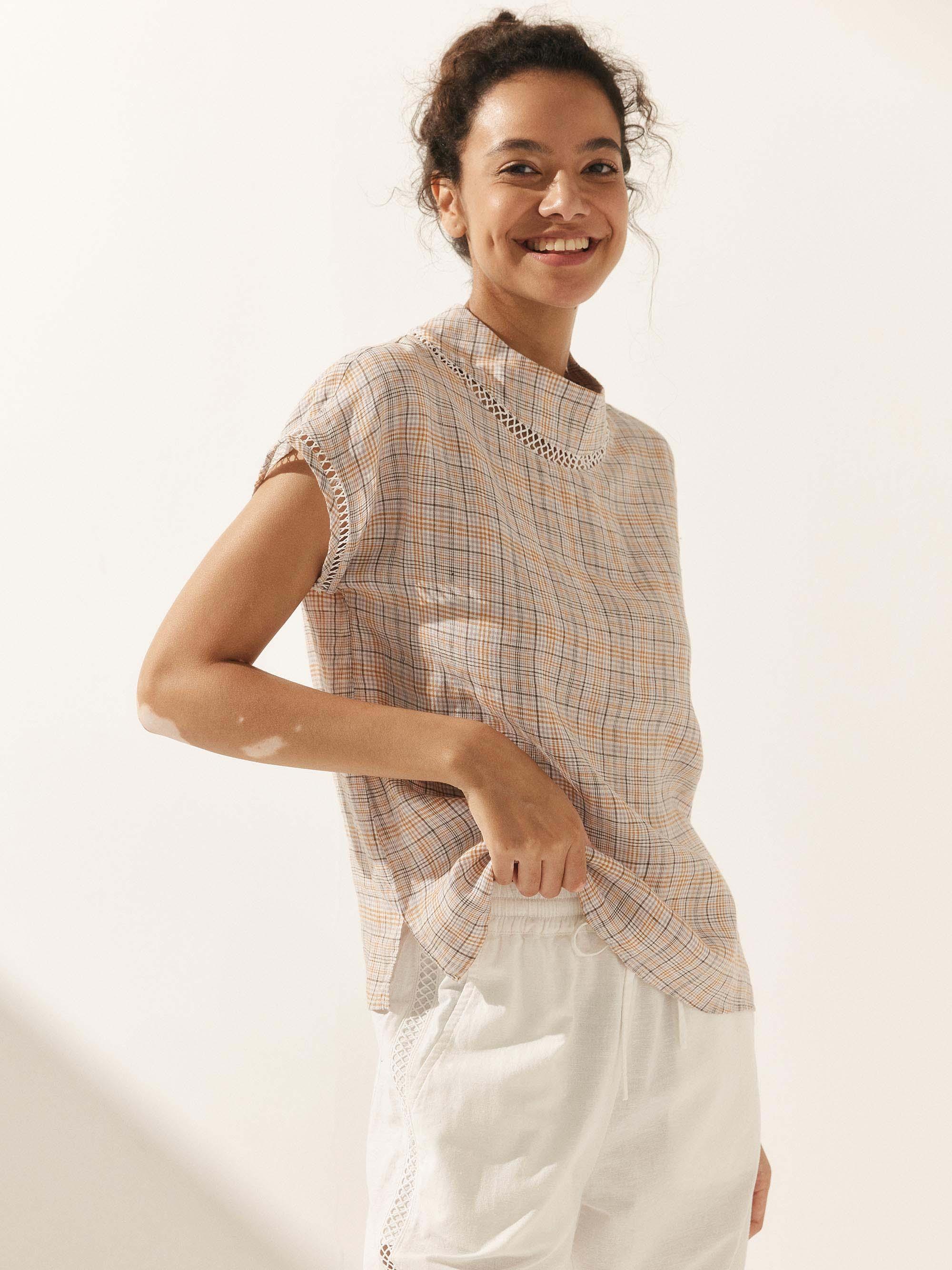 LINTICO Linen Cutout Turtleneck Top QUINN — fabric or material detail