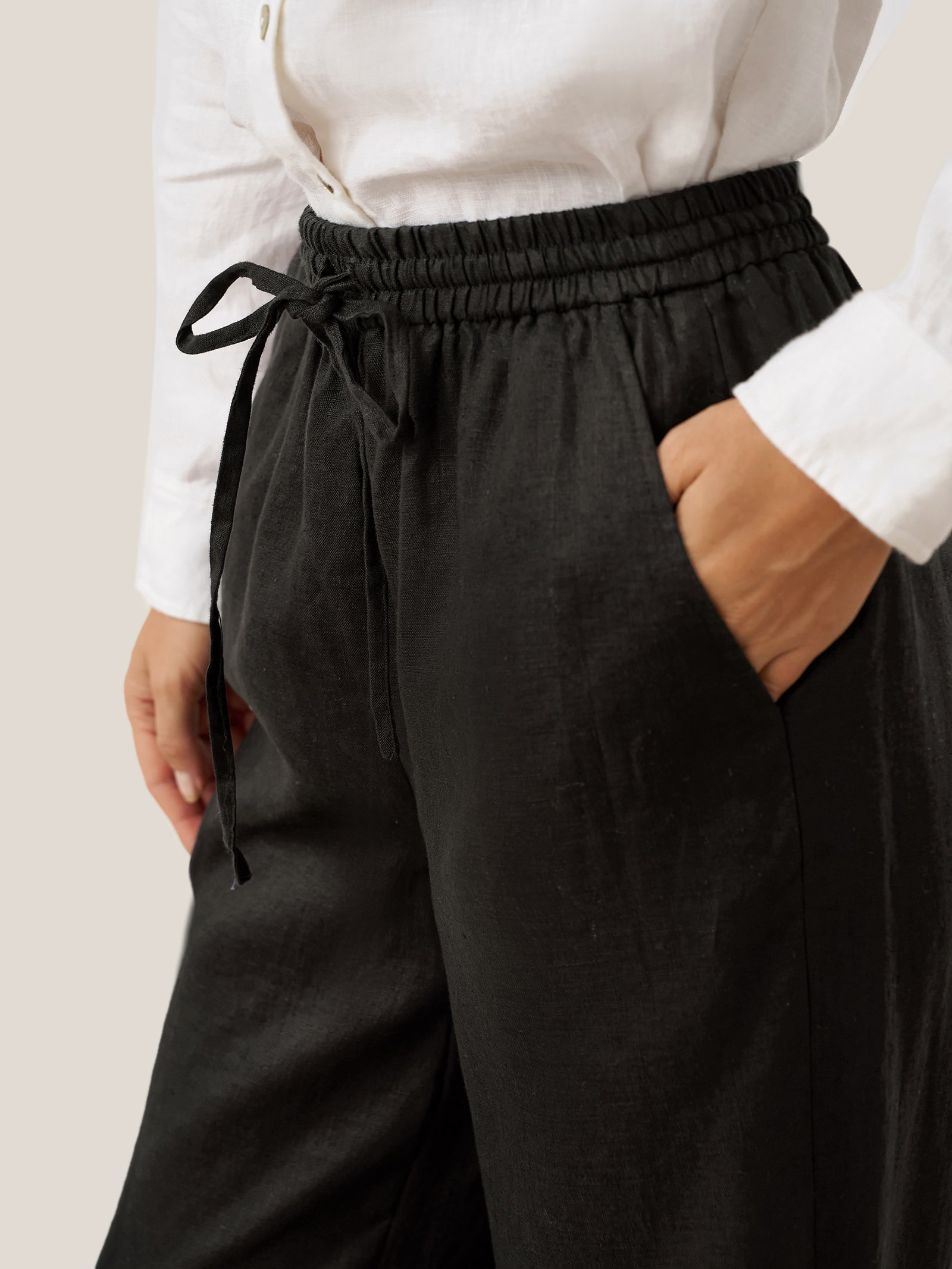 LINTICO 100% Linen Classic Pants LYON — fabric or material detail