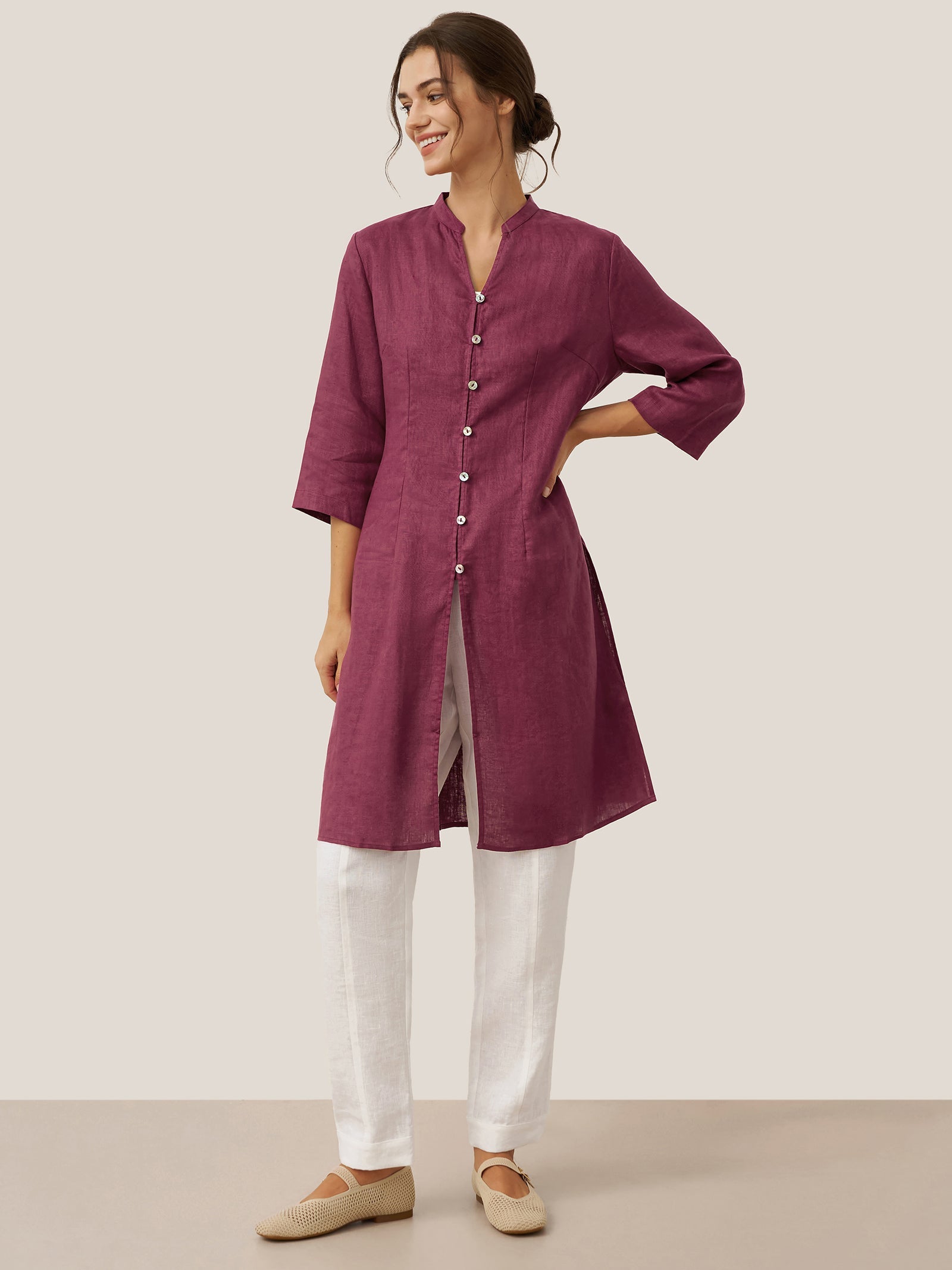 LINTICO 100% Linen Hand Button Long Top DILLON — product on model