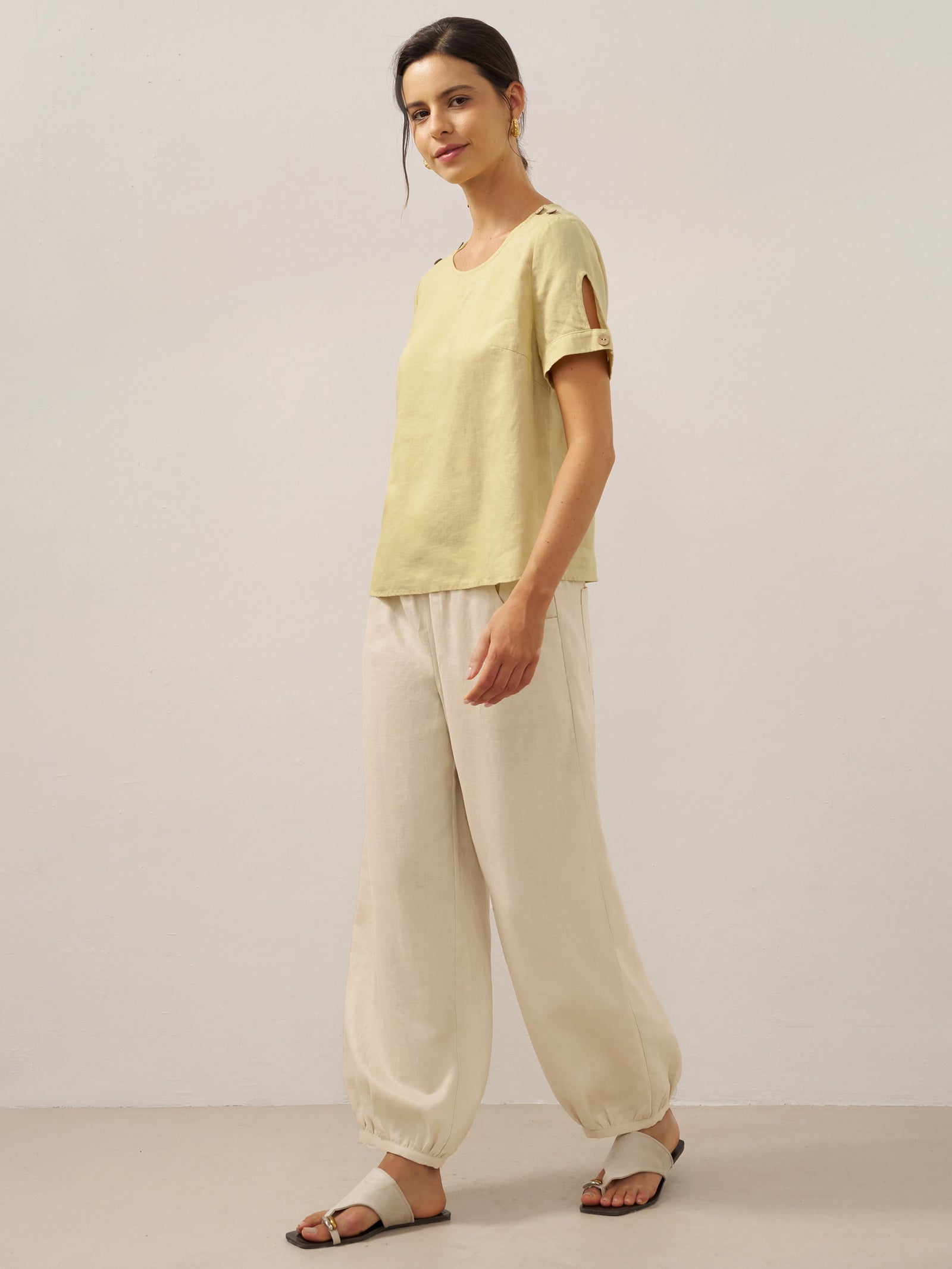 LINTICO 100% Linen Broad Elastic Waistband Pants TALIA — detail close-up