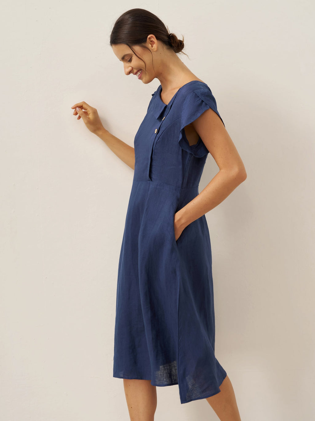 LINTICO 100% Linen Crescent Collar Flutter Sleeve Midi Dress FIONA — detail shot 8