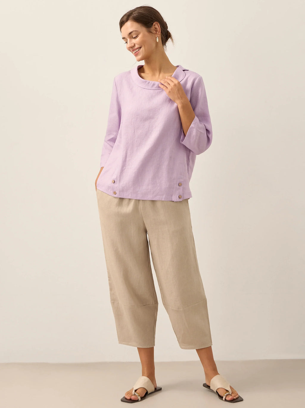 LINTICO Linen Gingham Checked Round Soft-Fold Collar Top LAURA — fabric or material detail