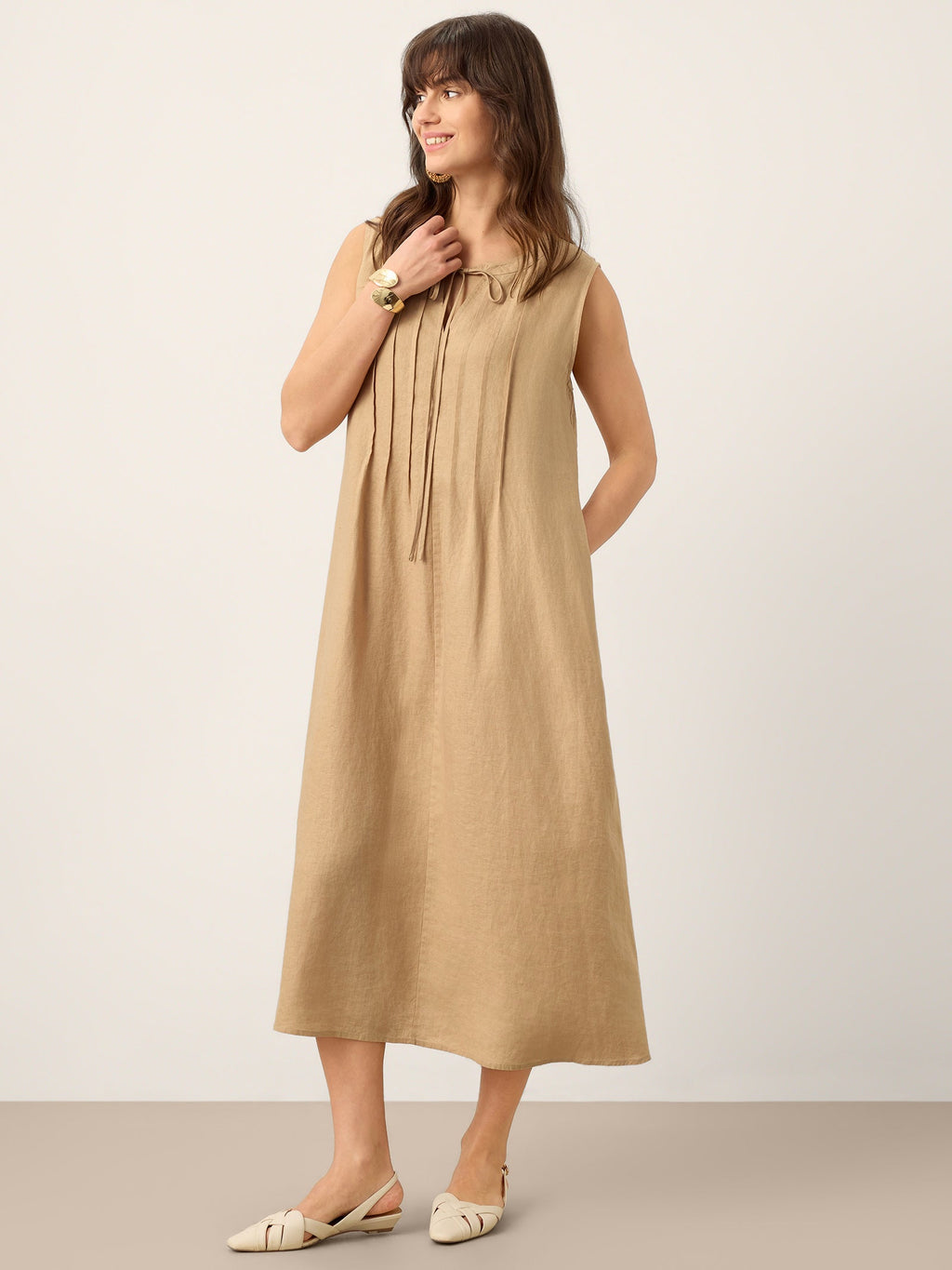 LINTICO 100% Linen Sleeveless Tie-Neck Pintucked Maxi Dress MILLICENT — LINTICO branding close-up
