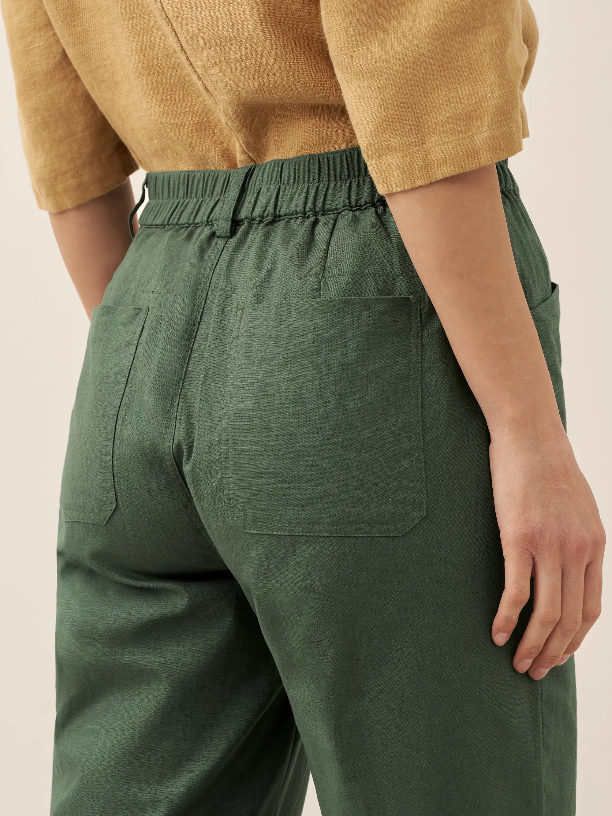 LINTICO Linen Simple Button Fly Trousers HEIDI — detail shot 7