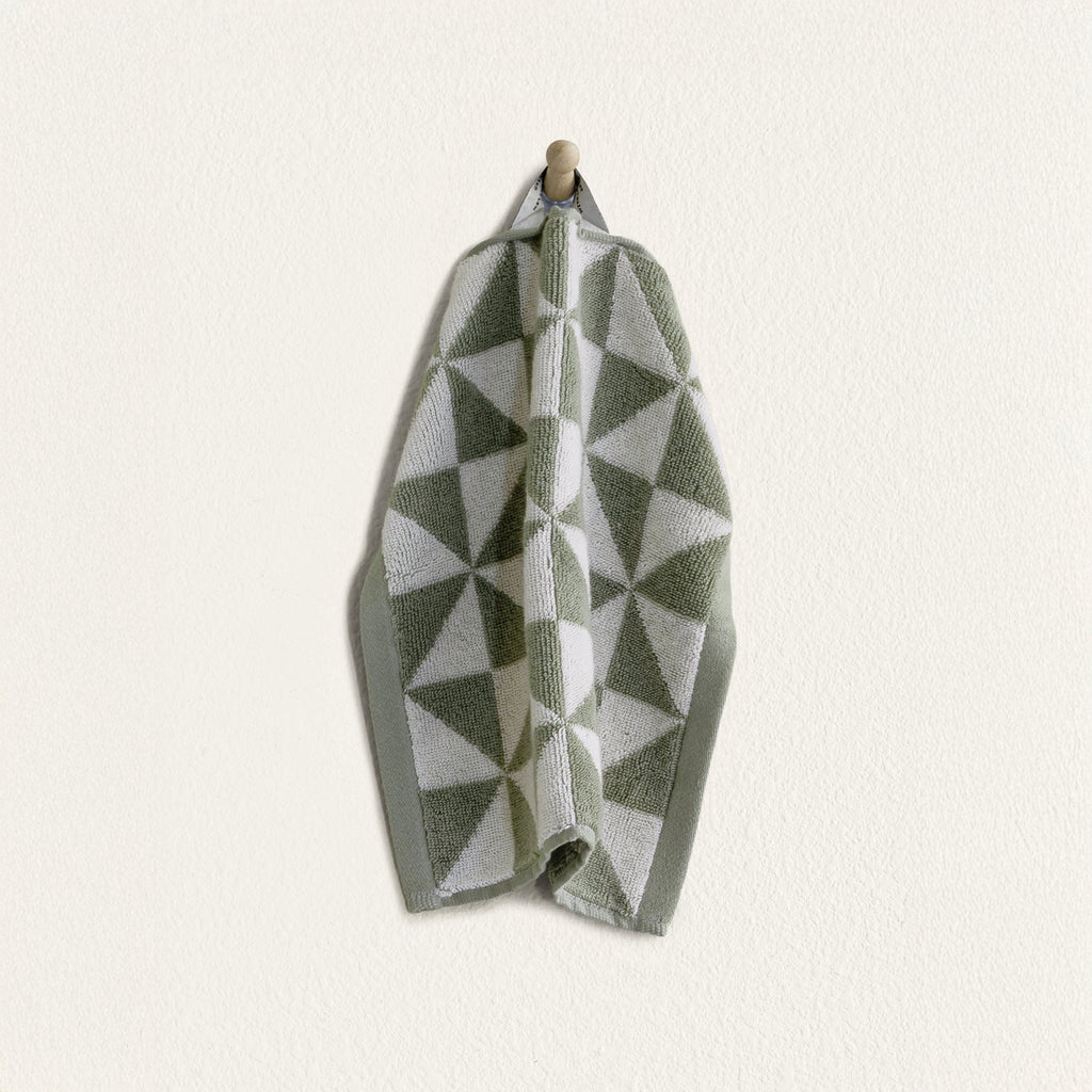 Italic Umbra Beach Towel — lifestyle context