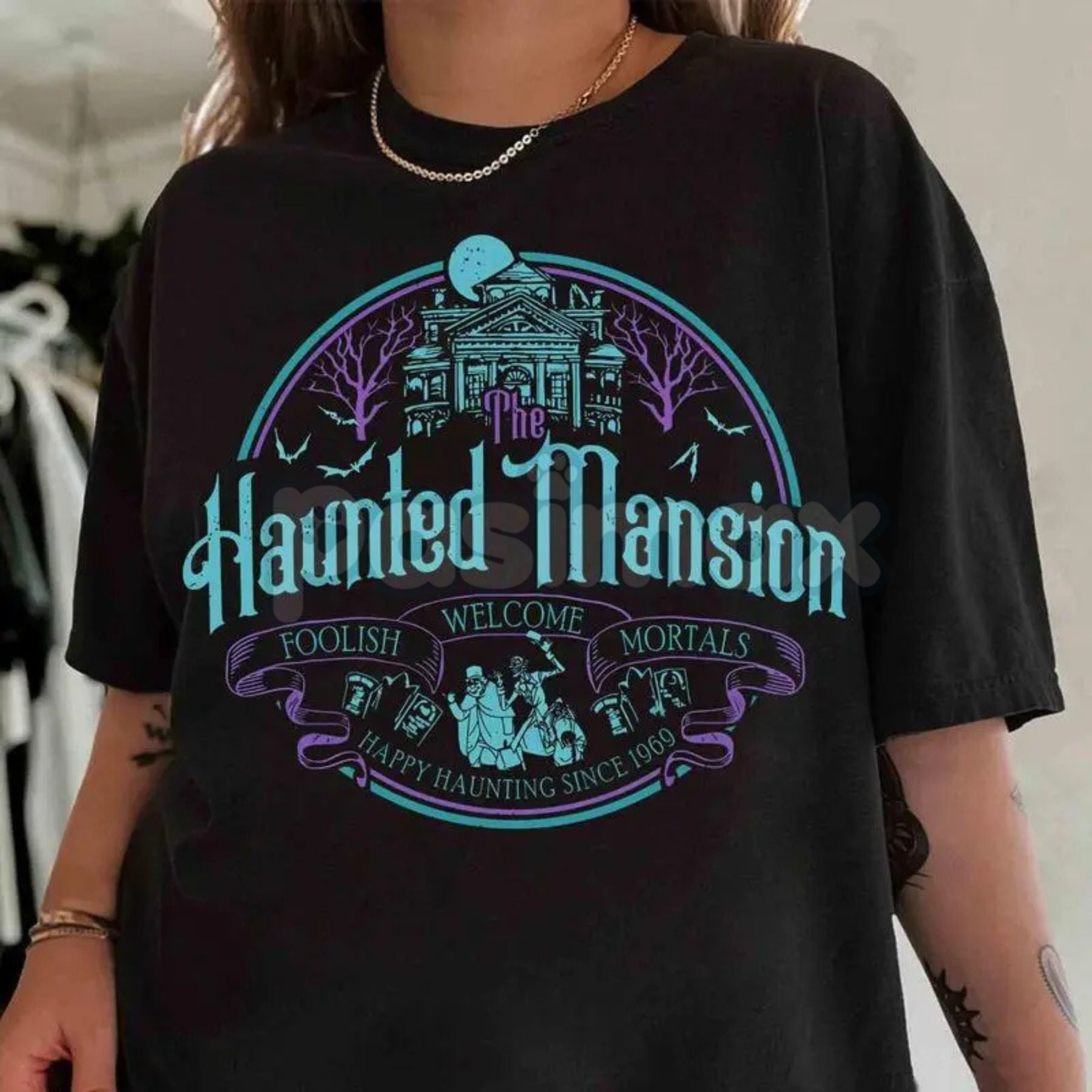 Pasimax Vintage Haunted Mansion Hitchhiking Ghosts T-Shirt - Retro Halloween "Welcome Foolish Mortals" Tee, Premium 100% Cott