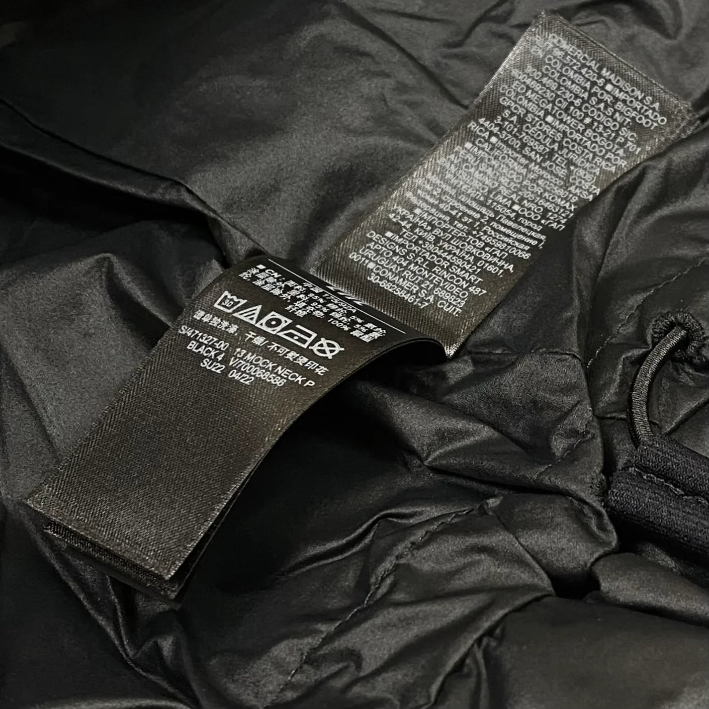 Phantom Marketplace Yeezy Gap Engineered by Balenciaga Mock Neck Pullover  - Black — in-use photo