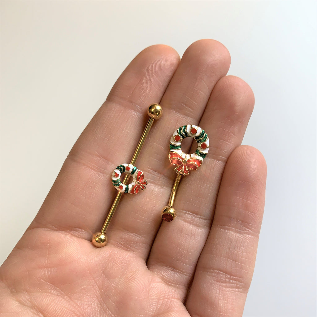 BodyCandy Red Gem Gold Tone Holiday Wreath Christmas Top Mount Belly Ring — side view