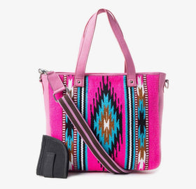 PUEBLO VISIONS CONCEALED CARRY BAG IN PINK