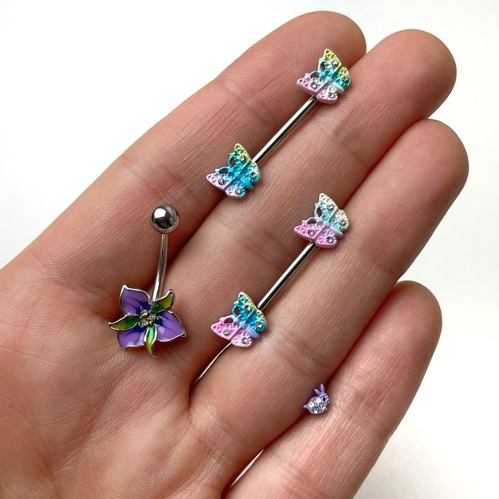BodyCandy 16G 5/16 Clear Gem Purple Easter Bunny Labret Monroe Tragus — detail close-up
