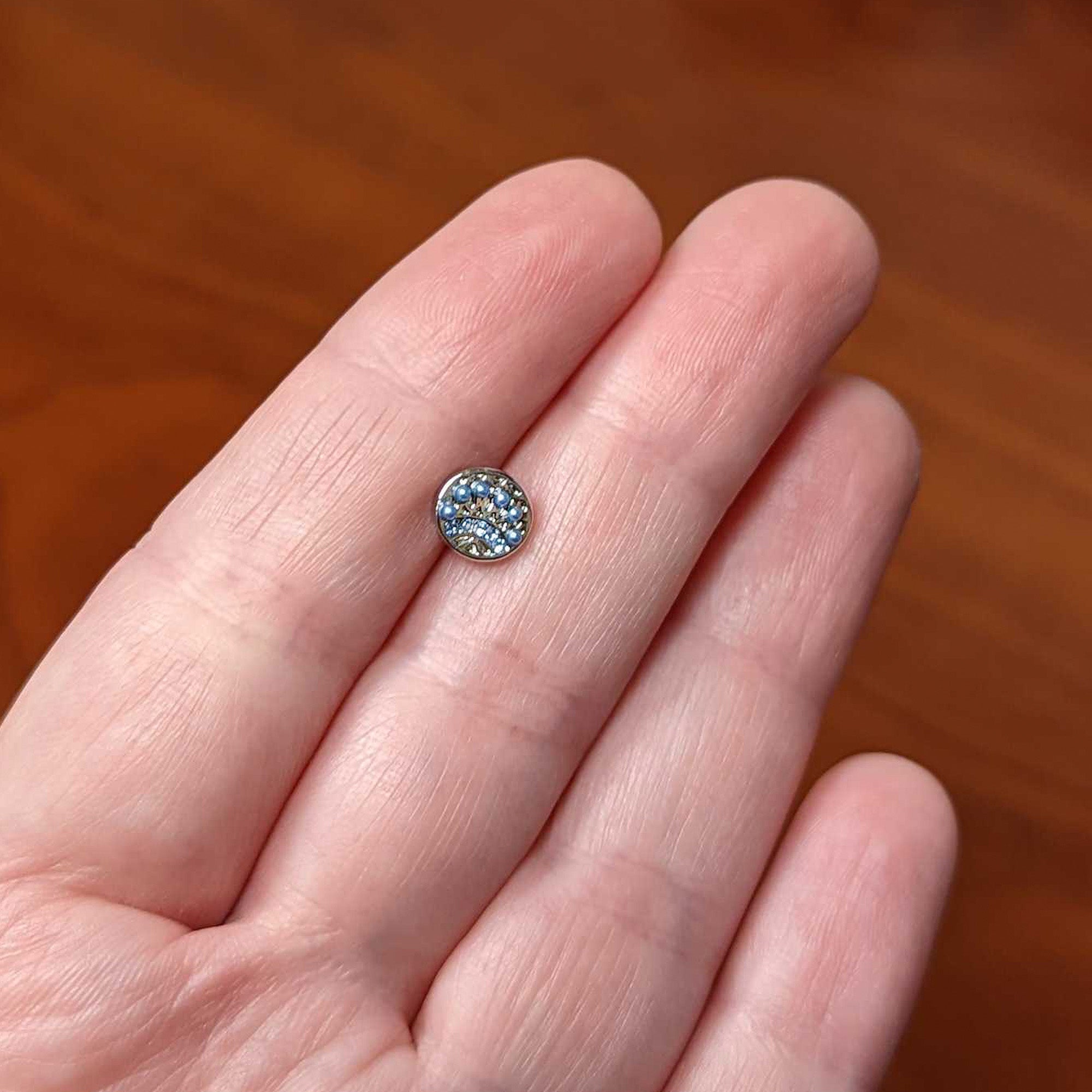 BodyCandy 16G 1/4 Blue Gem Geometric Blues Pattern Labret Monroe Tragus — back view
