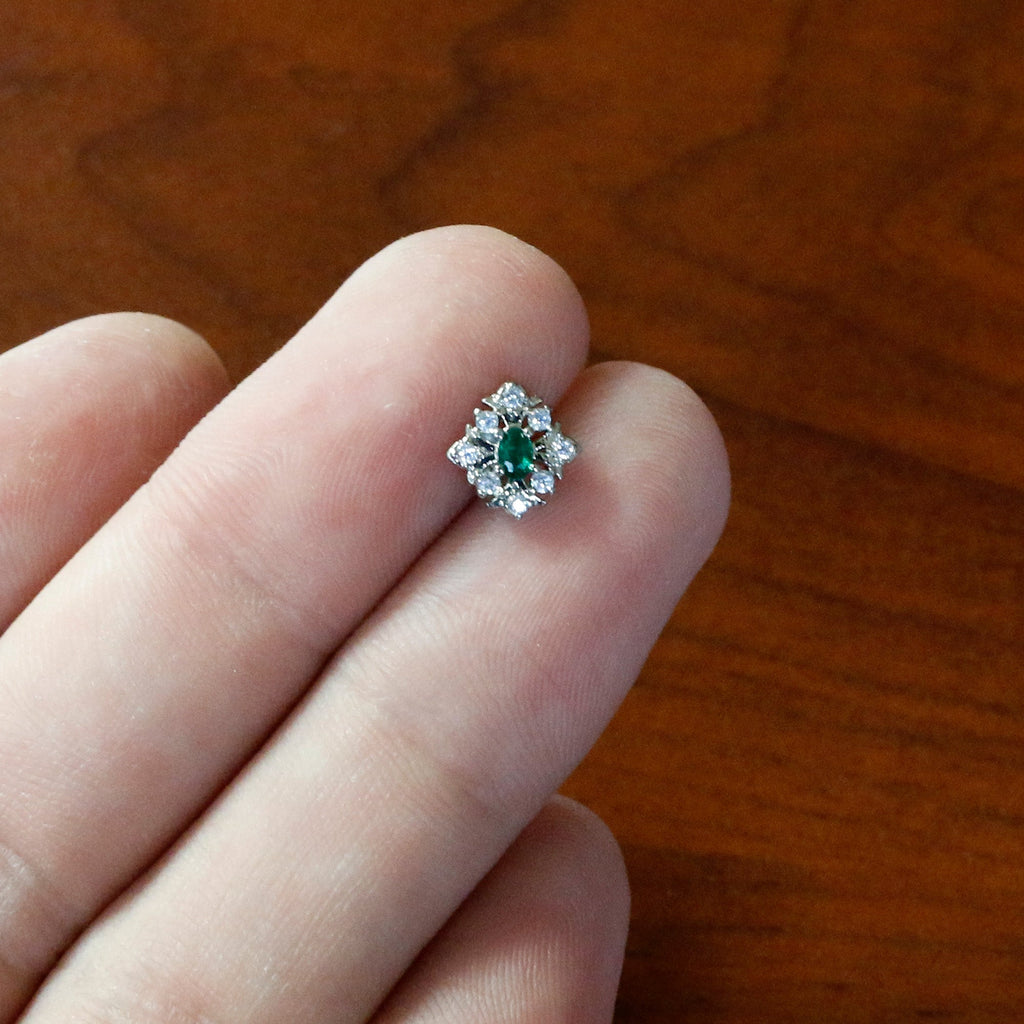 BodyCandy 20G 1/4 Green Gem Ornate Art Deco Nose Bone — in-use photo