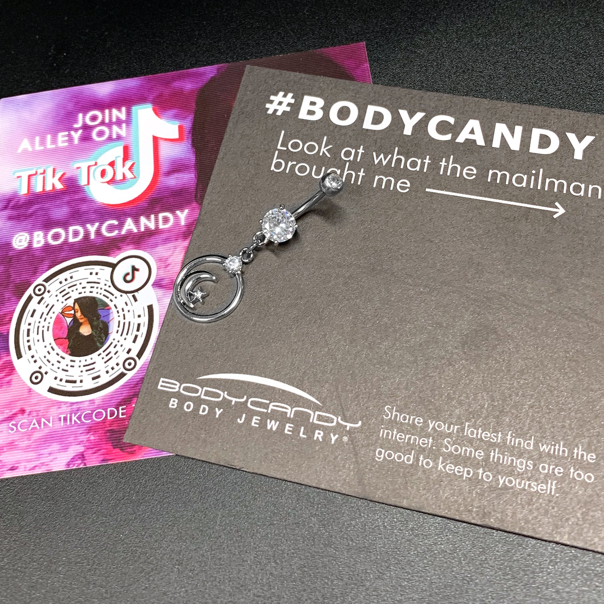 BodyCandy Clear Gem Star Crescent Moon Glamour Circle Dangle Belly Ring — side view
