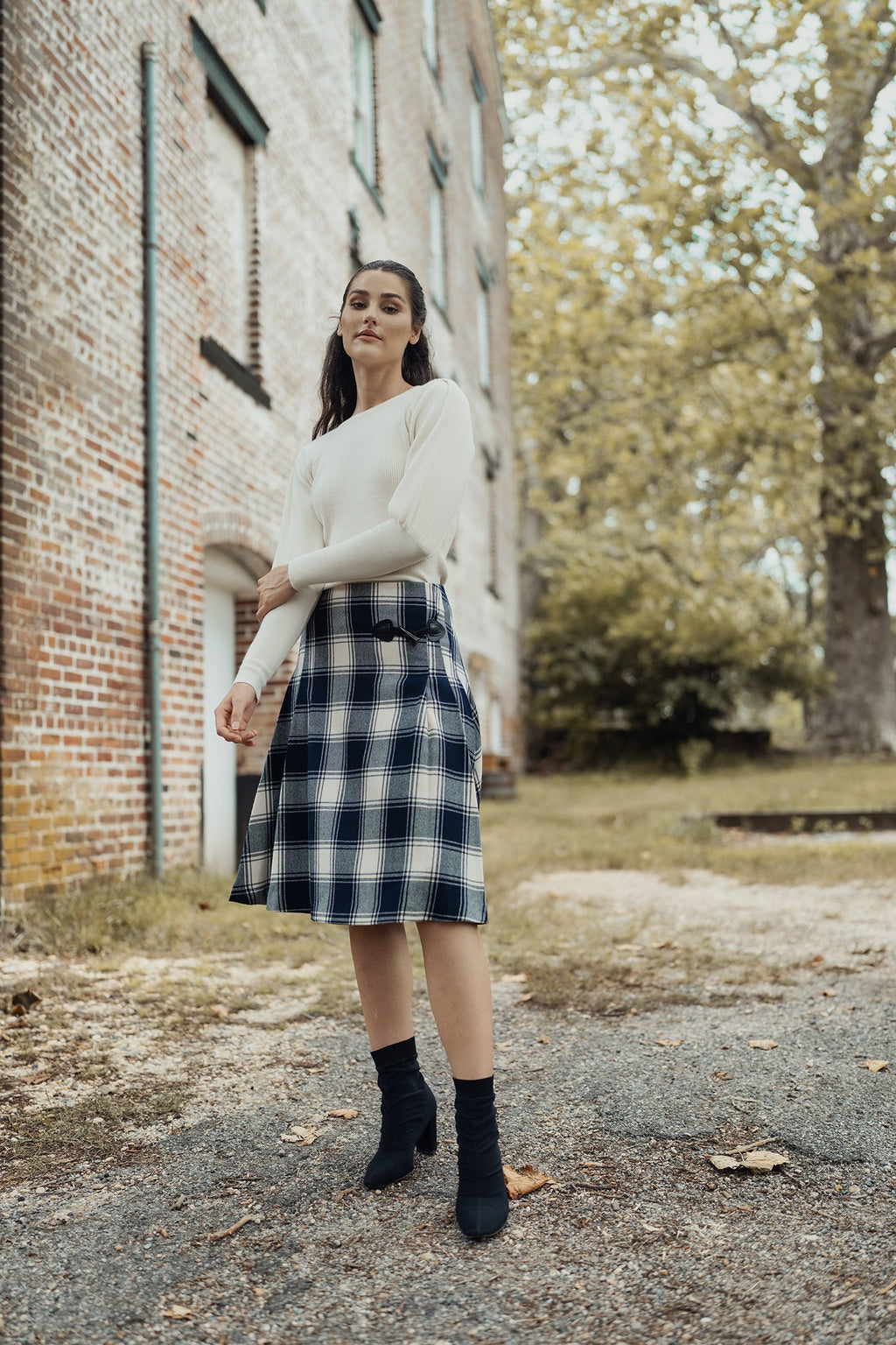 profile-nyc WOOL PLAID KILT SKIRT — back view