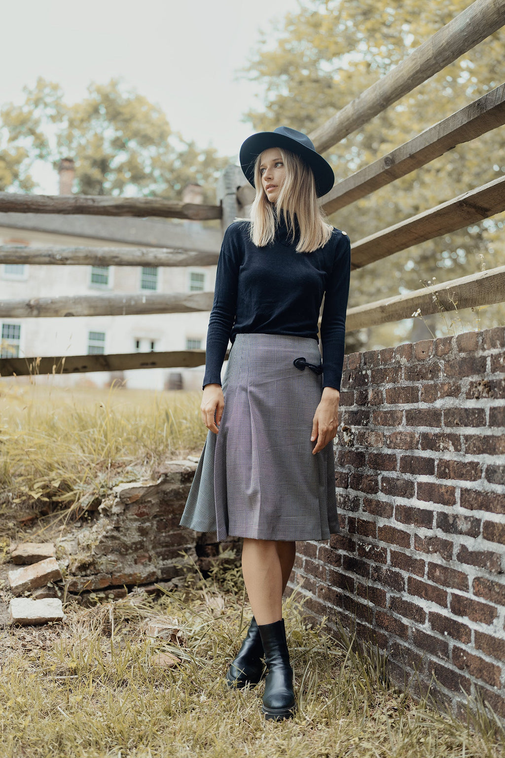 profile-nyc WOOL PLAID KILT SKIRT — in-use photo