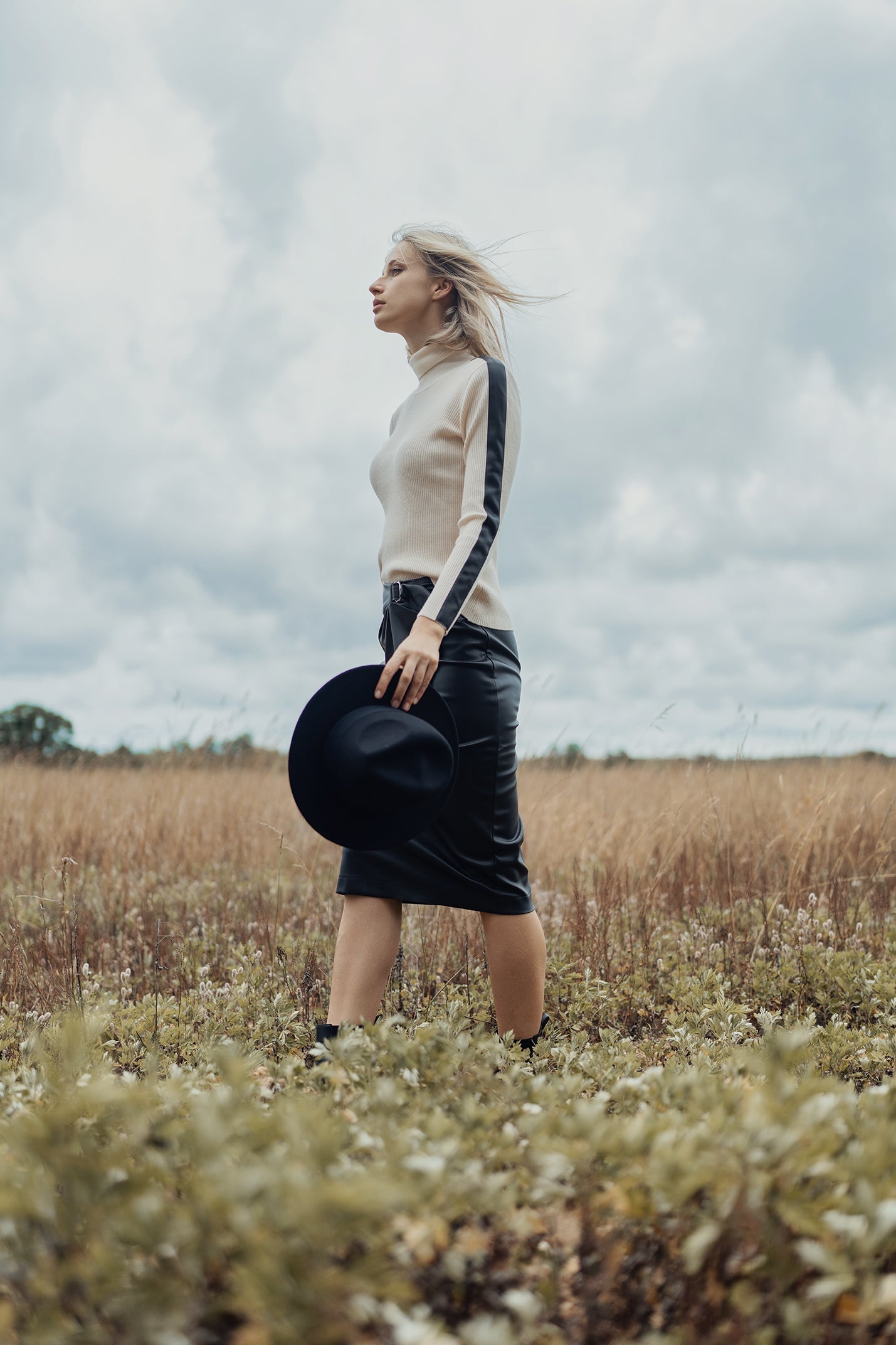 profile-nyc STRAIGHT LEATHER SKIRT WITH BUCKLE — profile-nyc branding close-up