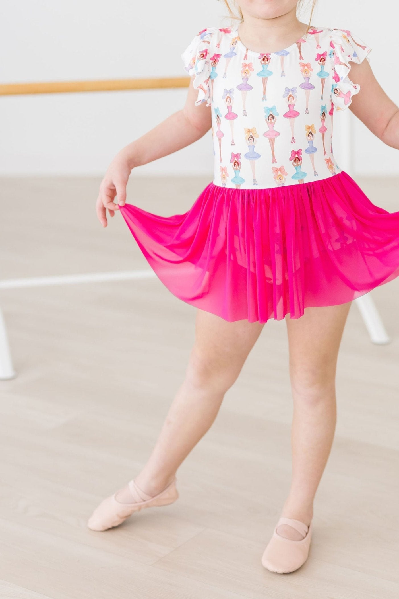 Mila & Rose ® Ballerina Bows S/S Twirl Leotard — detail close-up