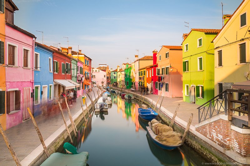 Earth Bands Italy — lifestyle context