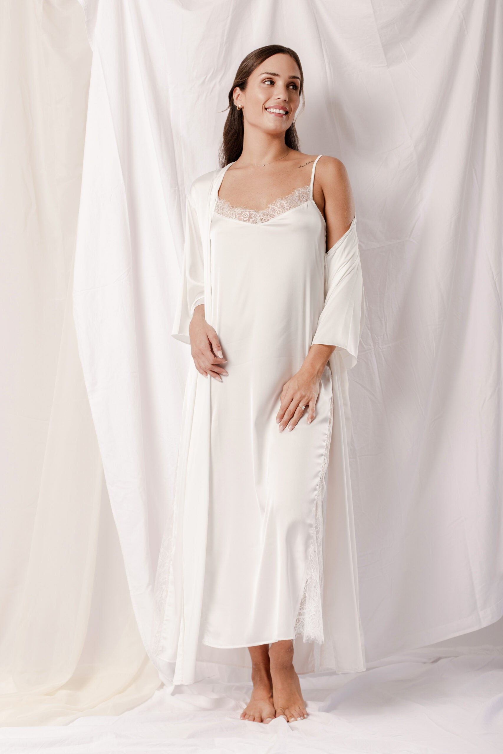 Simoné Sleepwear USA Washable Silk Kimono & Dress Bridal Set — alternative angle