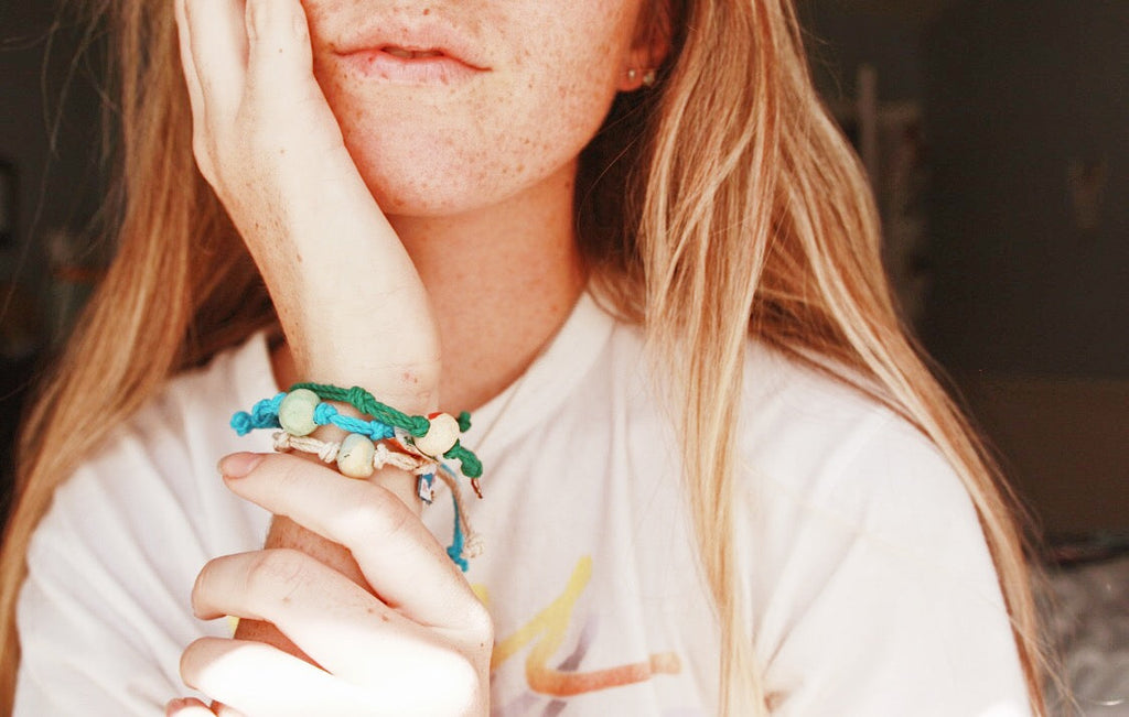 Earth Bands Pineapple | Earth Vibes And I OOP! — detail close-up