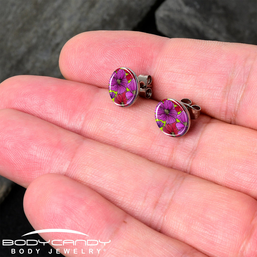 BodyCandy Blossom Creation Tropical Floral Flowers Stud Earrings by Onyx O — detail close-up