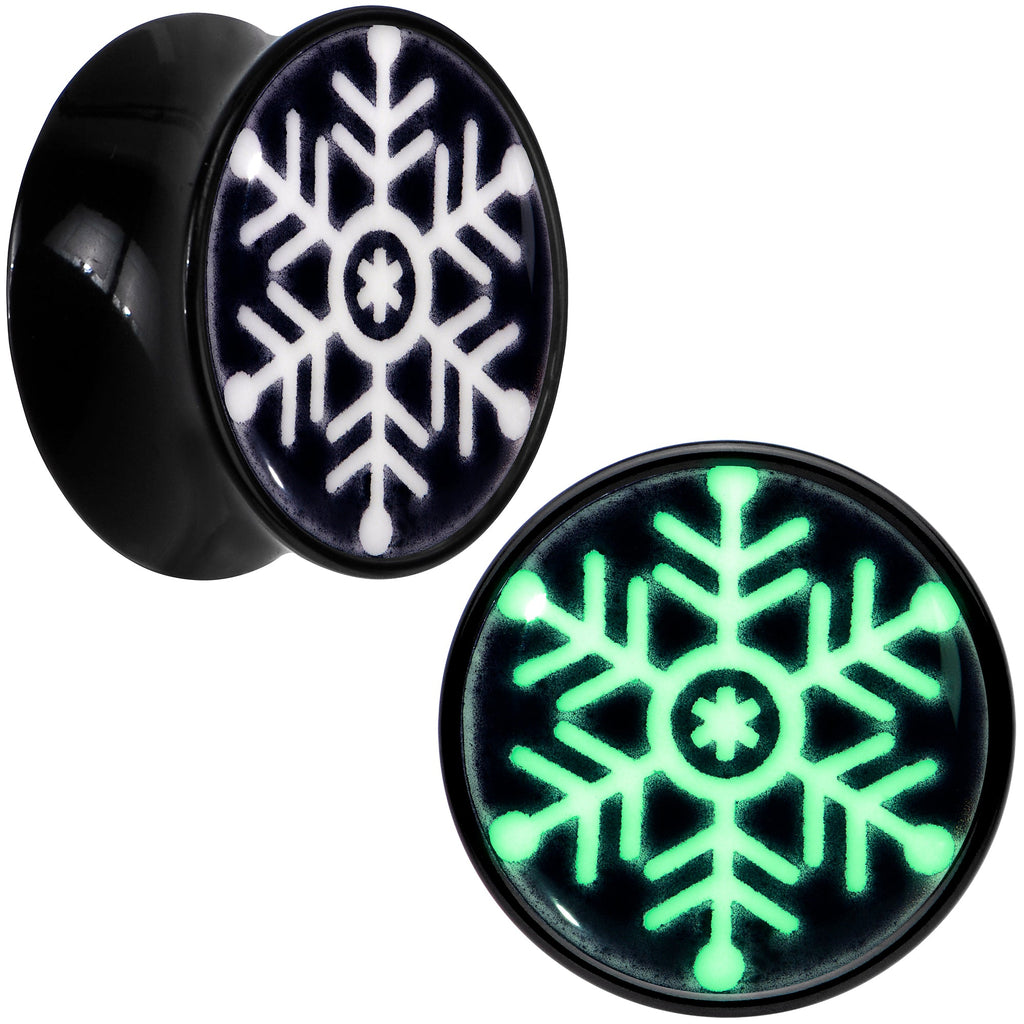 BodyCandy Glow in the Dark Holiday Snowflake Black Acrylic Saddle Plug Set by Onyx O — in-use photo