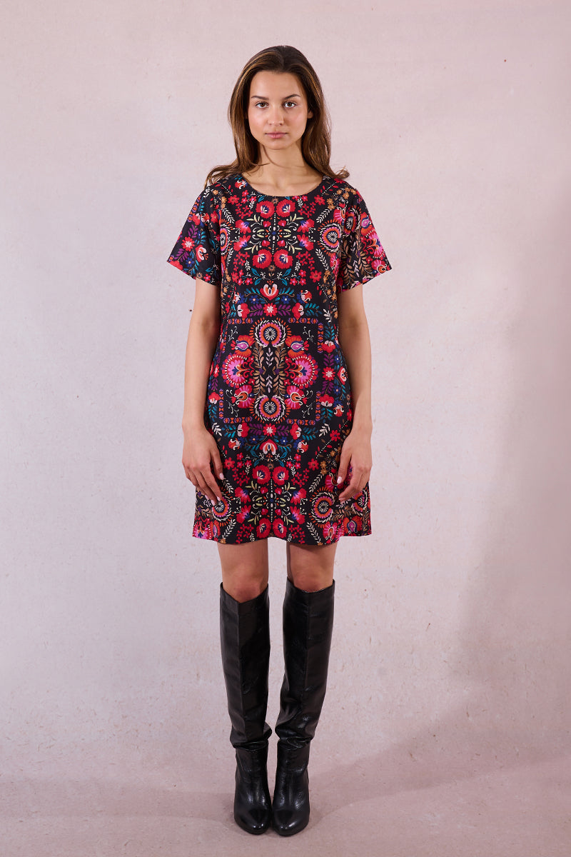 KADOU BOUTIQUE Claudia Floral Short Sleeve Dress by Molly Bracken — main product shot