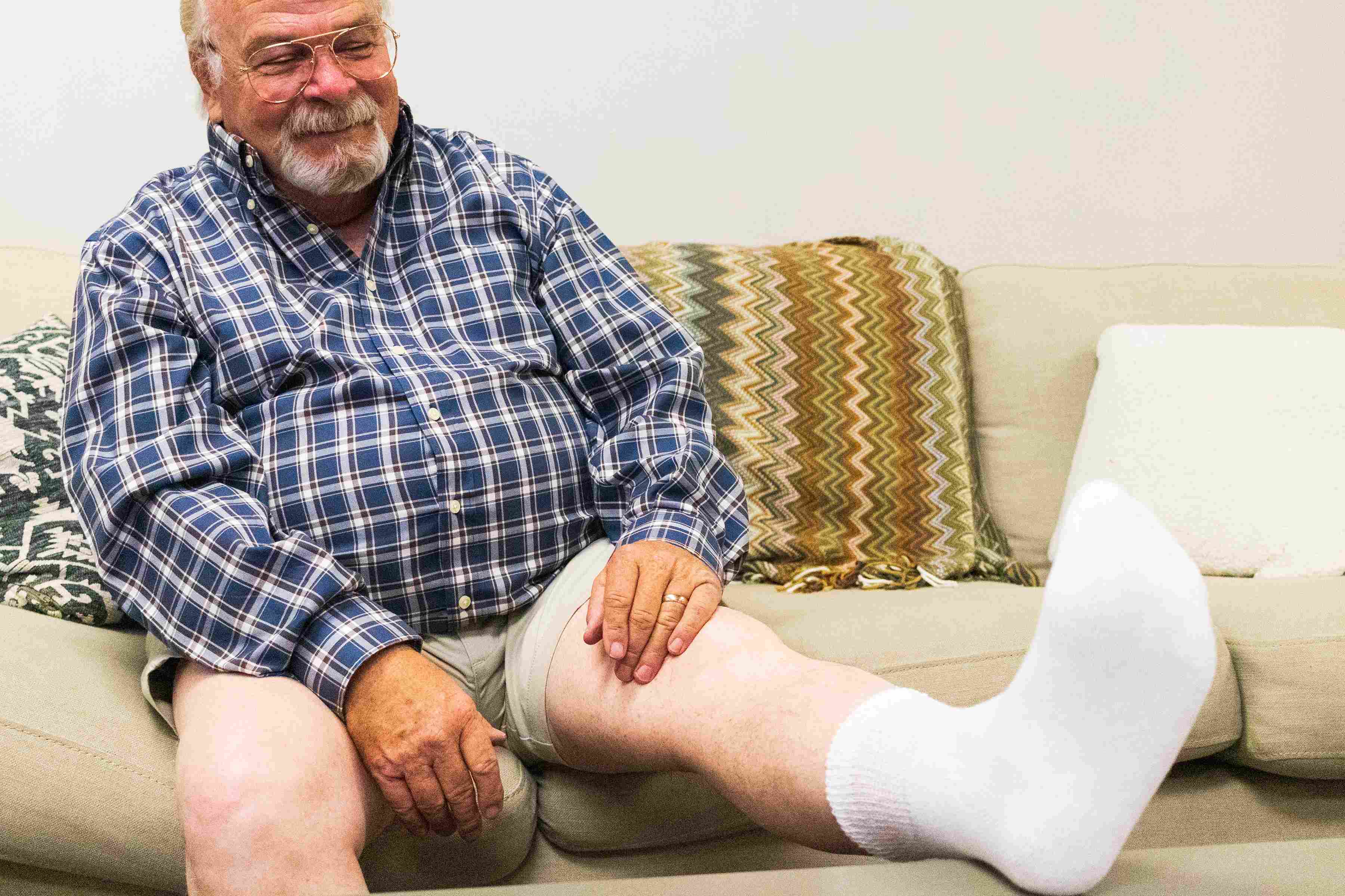 DSC Men's Cotton Diabetic Ankle Socks (Assorted) — detail close-up