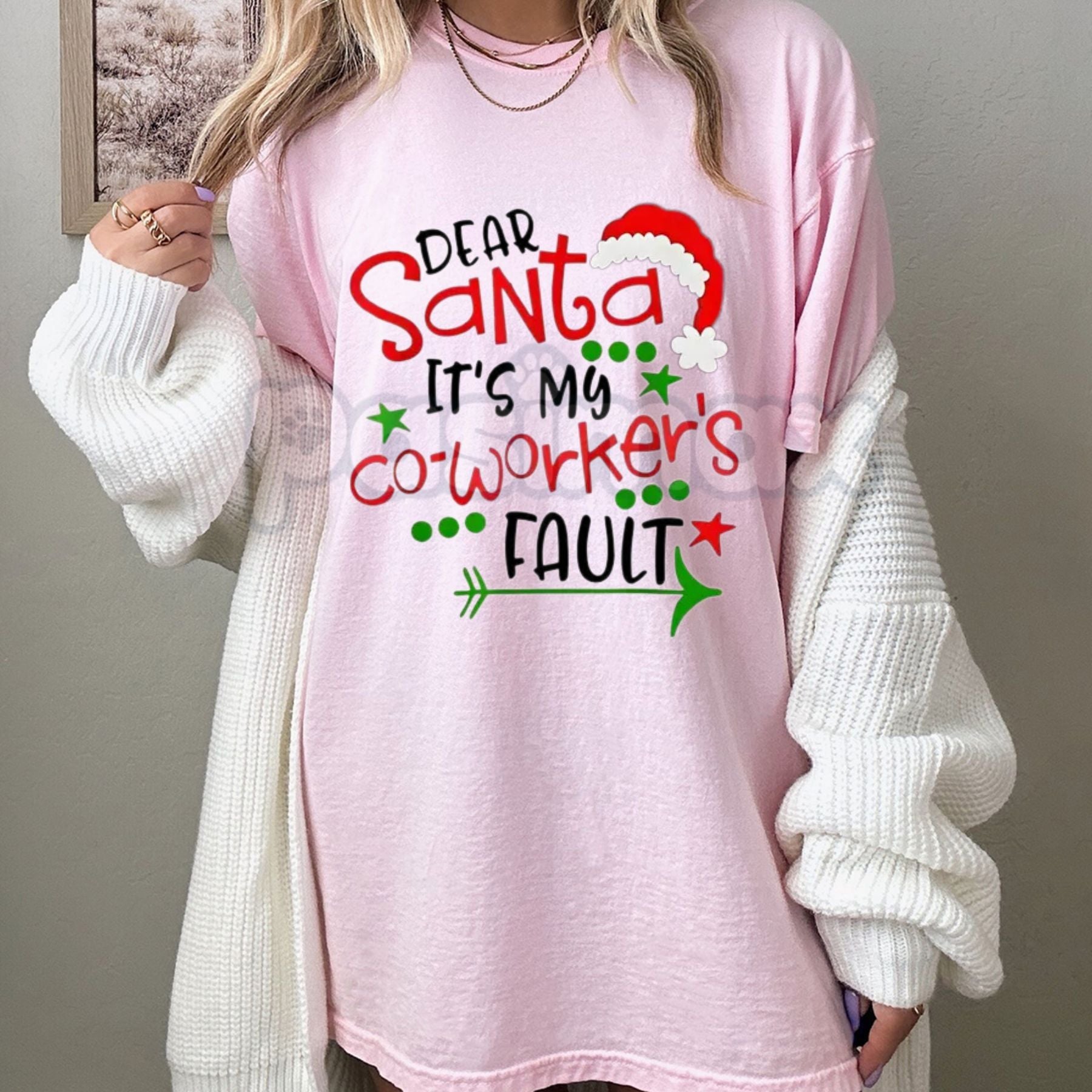 Pasimax "Dear Santa It's My Coworker's Fault" T-Shirt - Funny Office Christmas Gift Women Plus Size, Santa Hat Print Holiday 