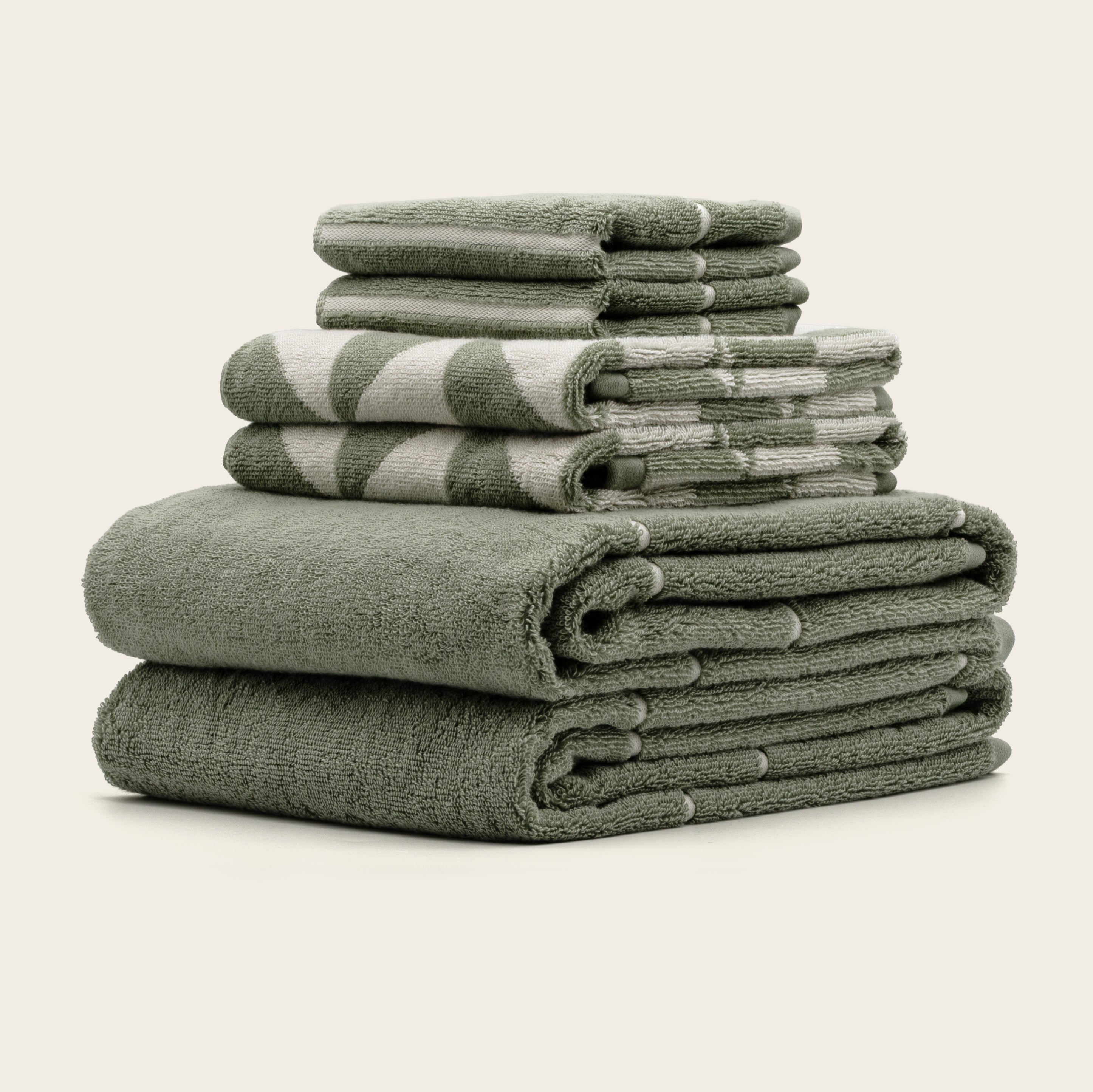 Italic Umbra Beach Towel — in-use photo