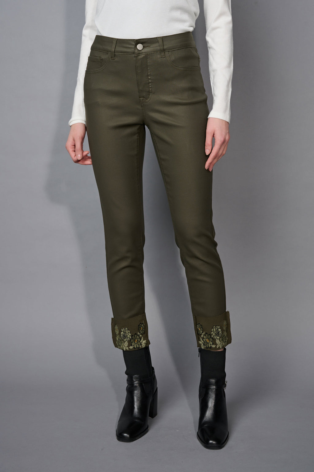 KADOU BOUTIQUE Picadilly Embellished Cuff Cropped Jeans — main product shot