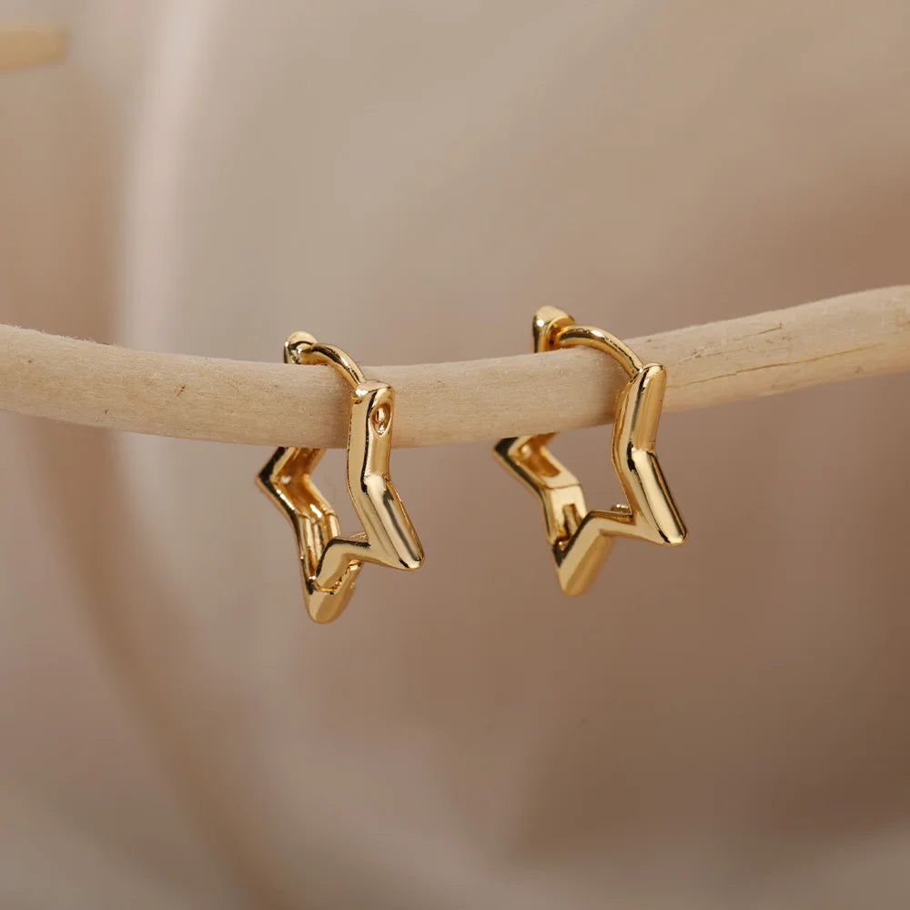 SORI STYLE Minimalist Star Hoop Earrings for Everyday Elegance — packaging