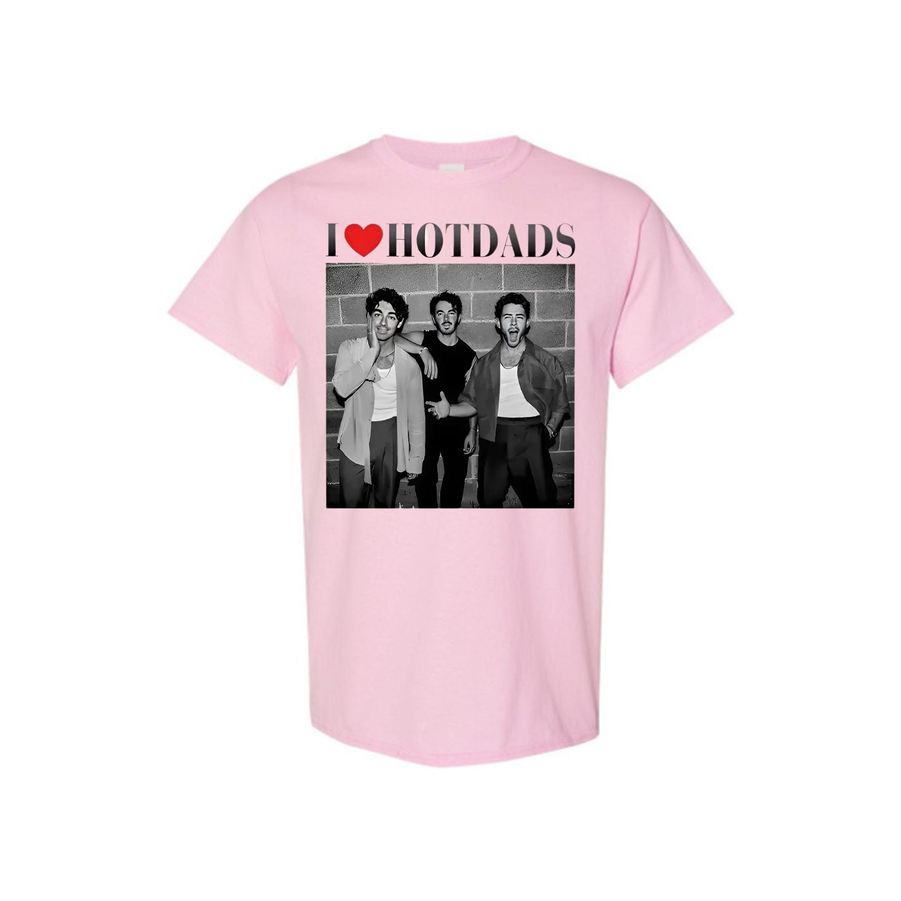 Pasimax "I Love Hot Dads" Funny Jonas Siblings Tour Tee — detail close-up