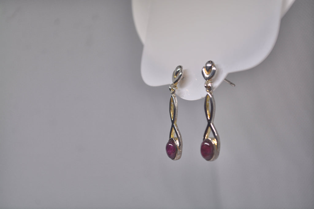 Just Neat Stuff Garnet oval Swirl Earrings — main product shot