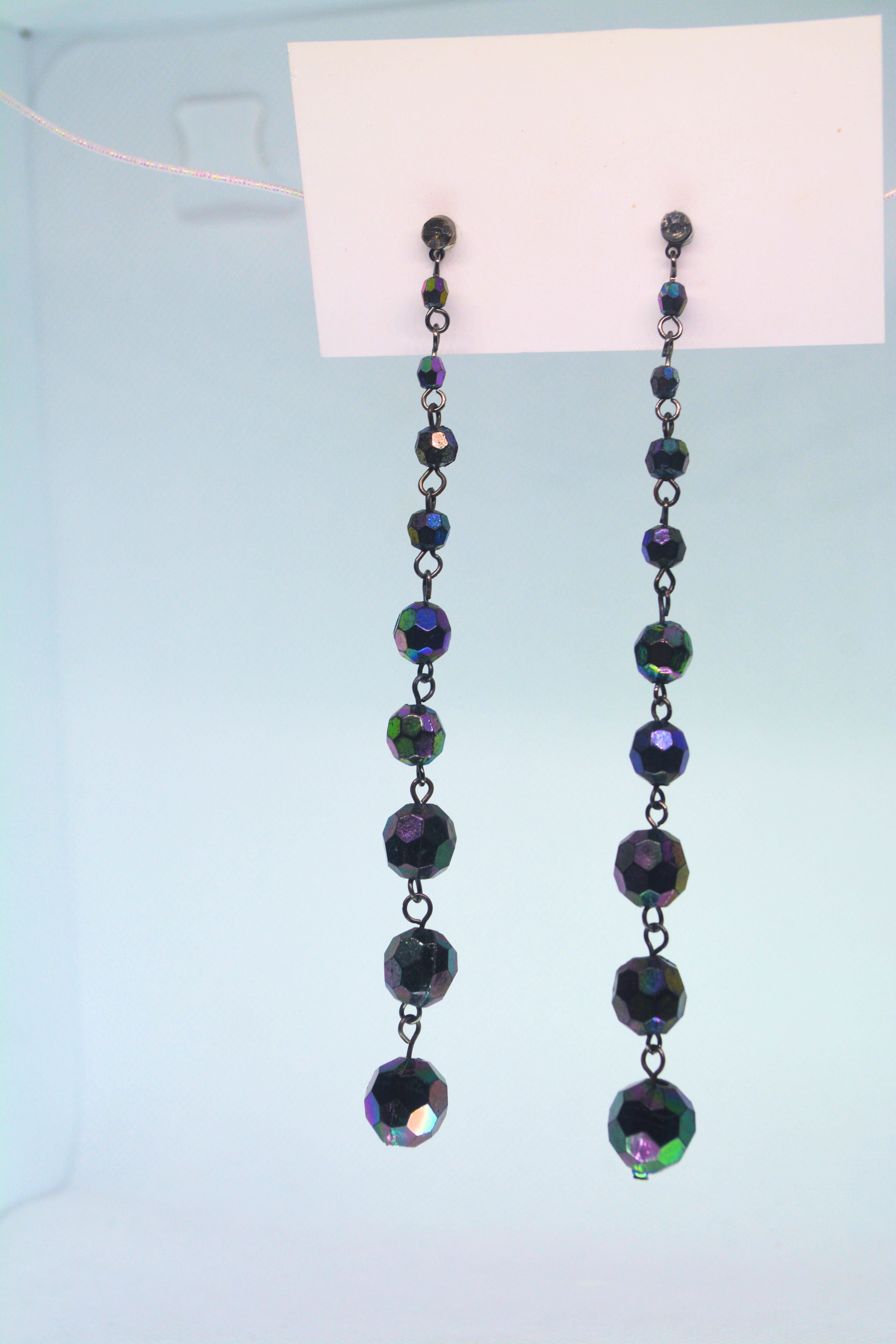 Just Neat Stuff Dangle of Beads — lifestyle context