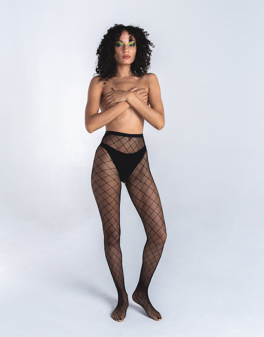 Les Belles Co DIAMOND NET — lifestyle context