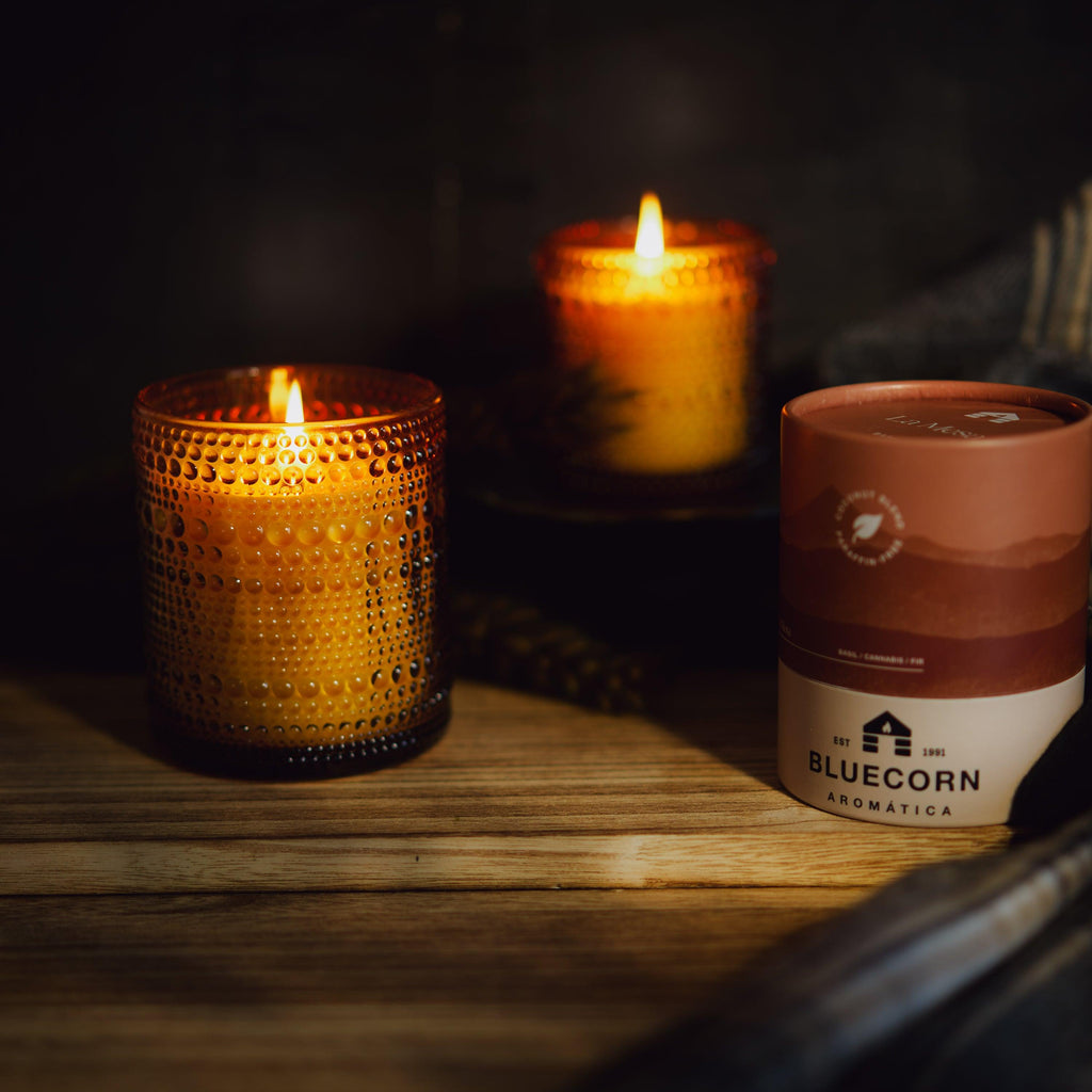 Bluecorn Candles Arroyo Scented Candle - Aromática — branding close-up