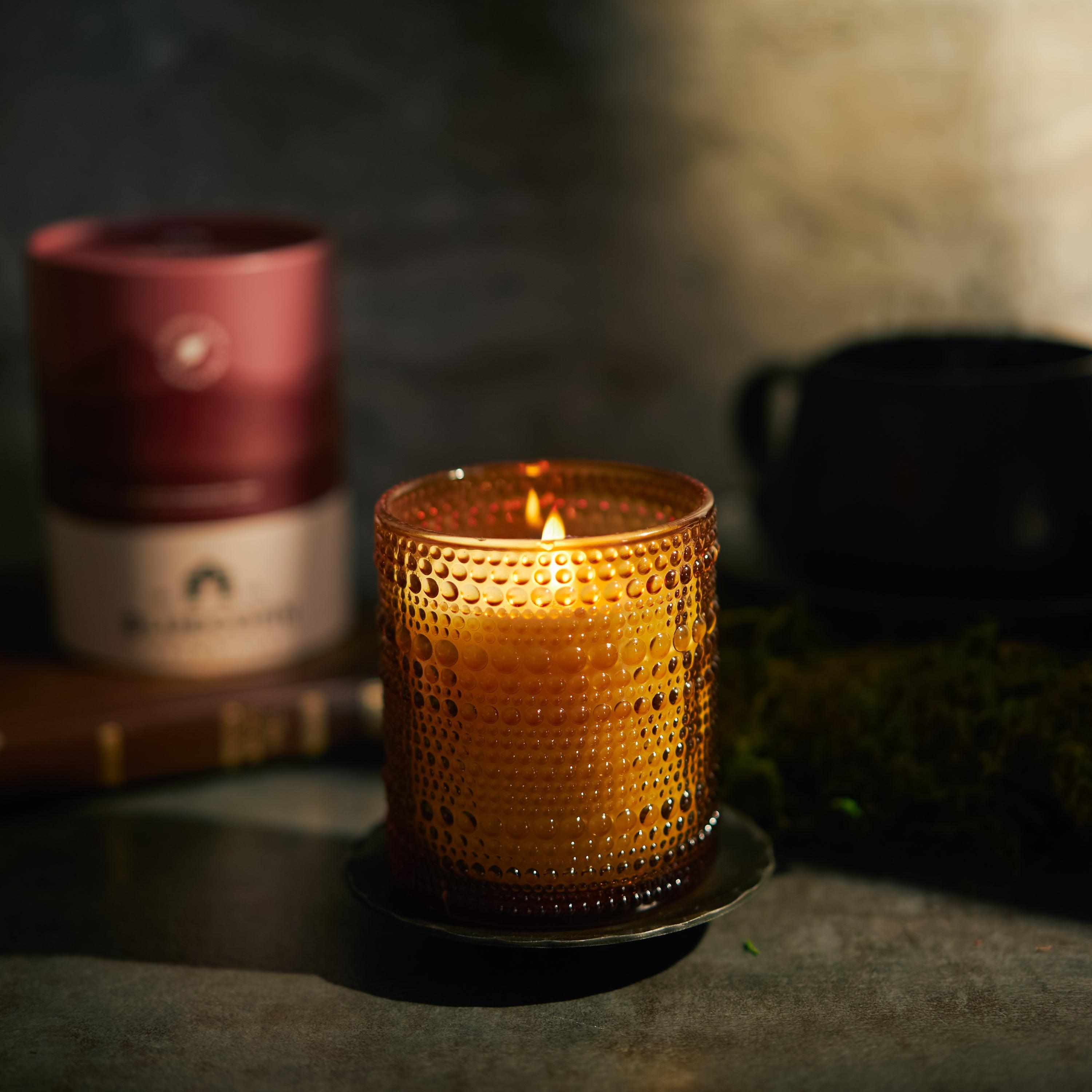 Bluecorn Candles Arroyo Scented Candle - Aromática — detail and construction