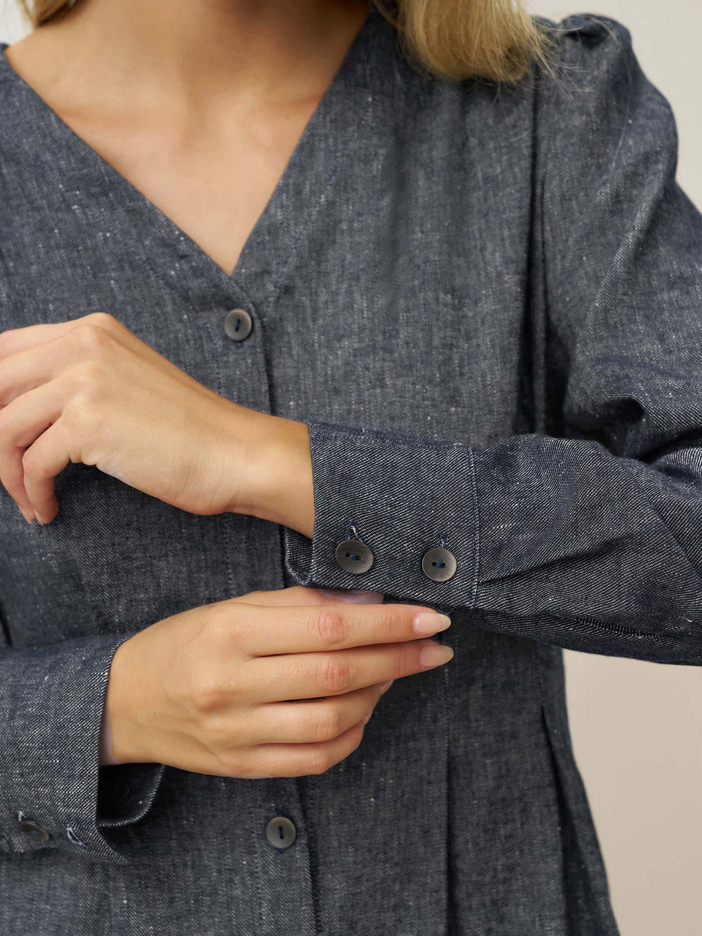 LINTICO LINTICO Linen Denim Texture Jacket Dress HANNAH — detail shot 8