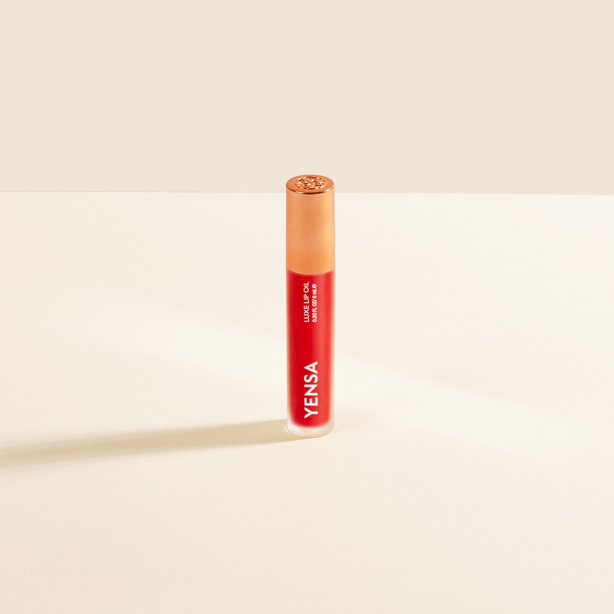 YENSA Luxe Lip Nourishing Oil with Hyaluronic + Vitamin E — doe-foot wand applicator shot