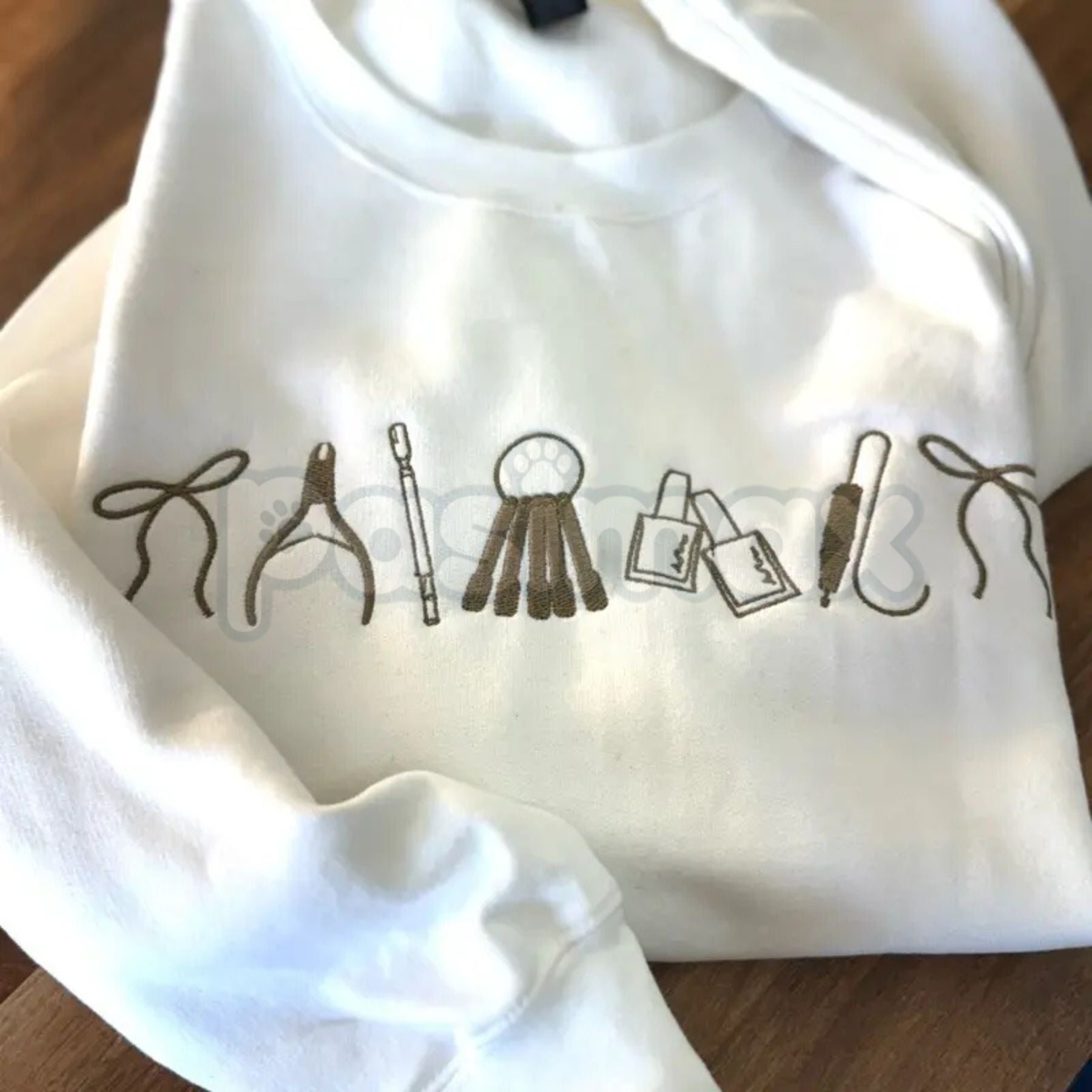 Pasimax Nail Artist Icon Embroidered Sweatshirt – Chic Salon & Manicurist Wardrobe Essential — main product shot