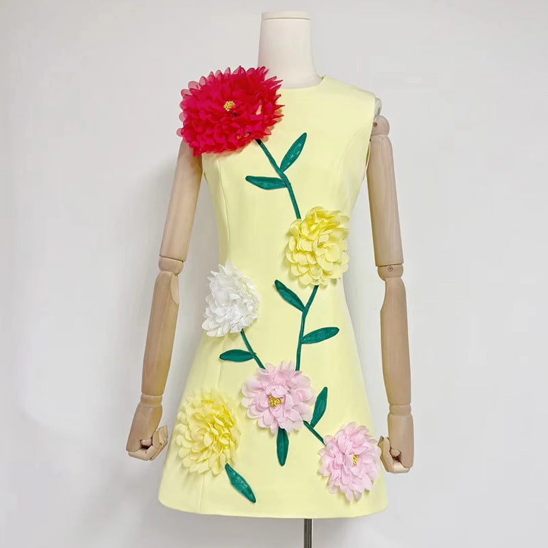 Bella Mia Personalized Minority Chic Short Dress Autumn Patchwork Three Dimensional Floral Design Slim Fit Slimming Dress Women — branding close-up