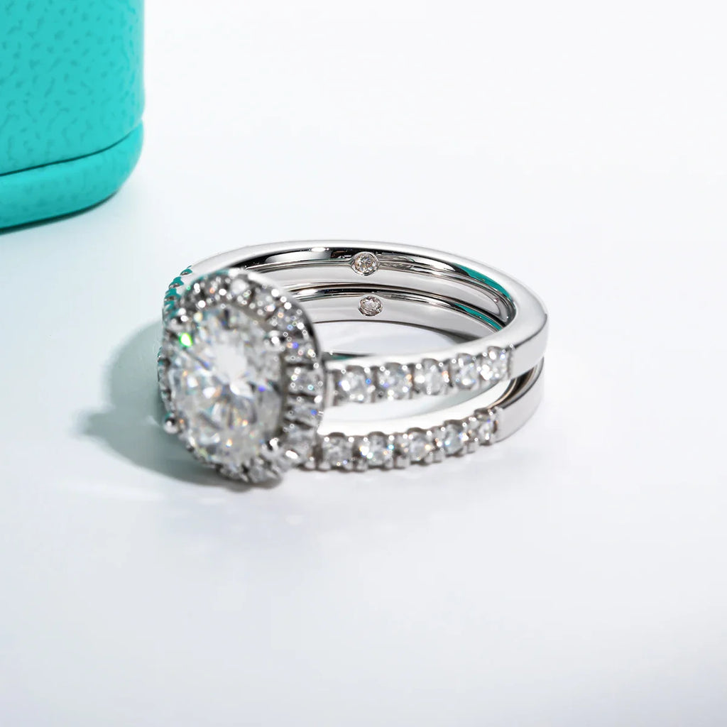 2 CT Oval Cut Moissanite Bridal Ring Set